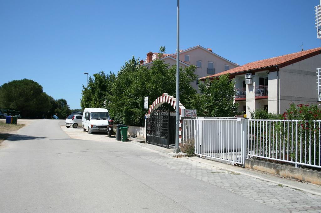 Apartments Nea Rovinj Ngoại thất bức ảnh